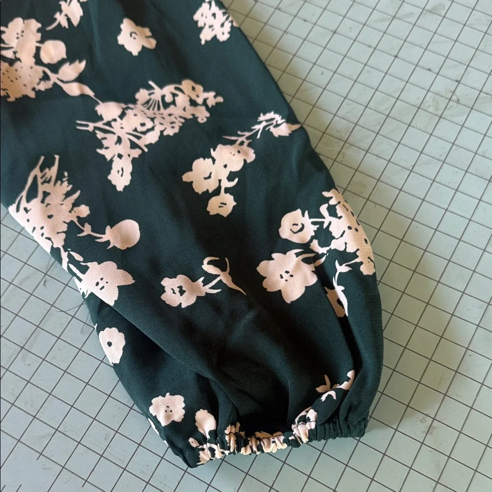 Abercrombie & Fitch Dark Green Floral Square-Neck Peplum Blouse